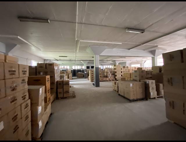 1,548M² WAREHOUSE TO LET IN NEW GERMANY